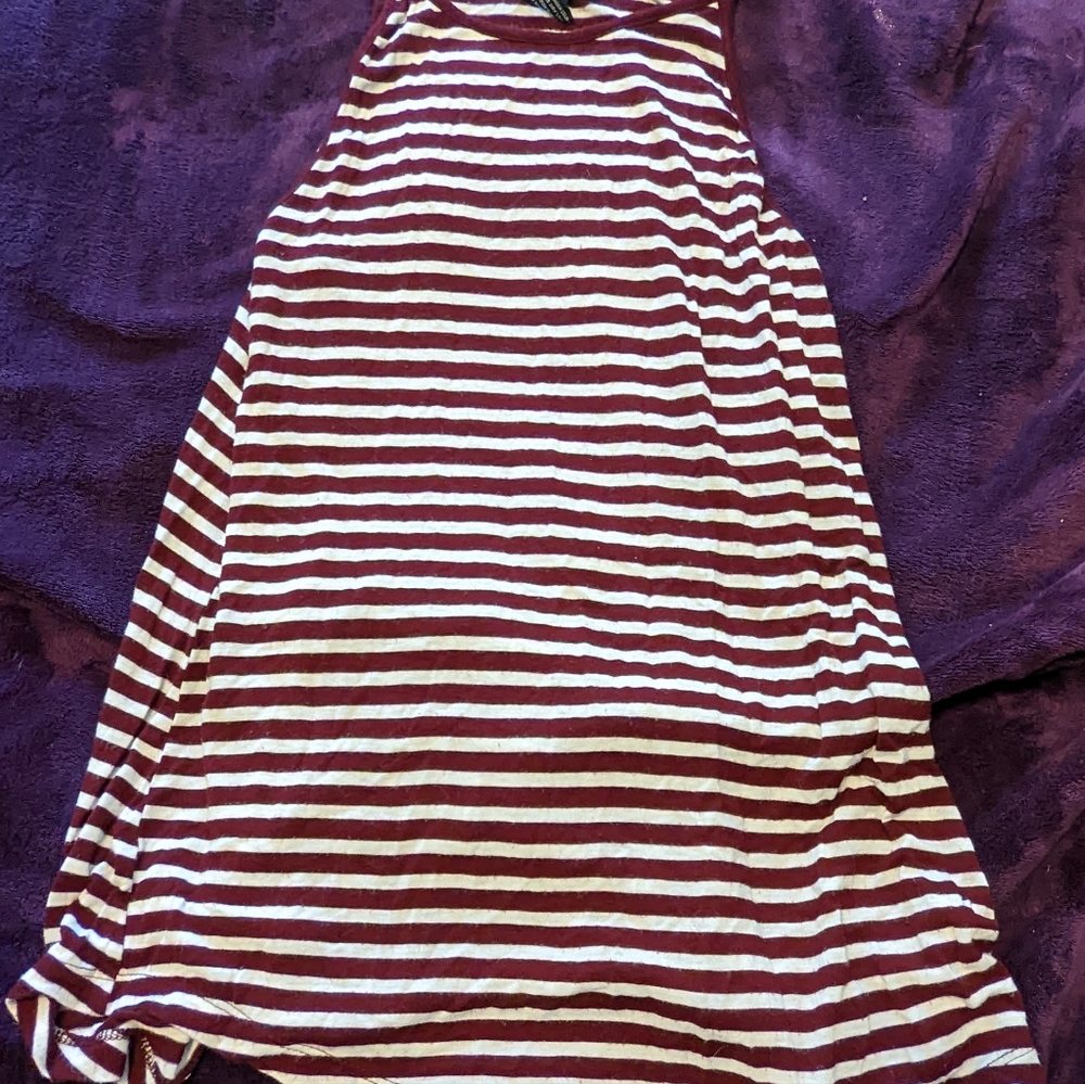 Red/white stripe tank